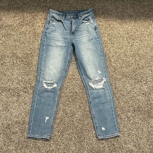 American Eagle Mom Jean